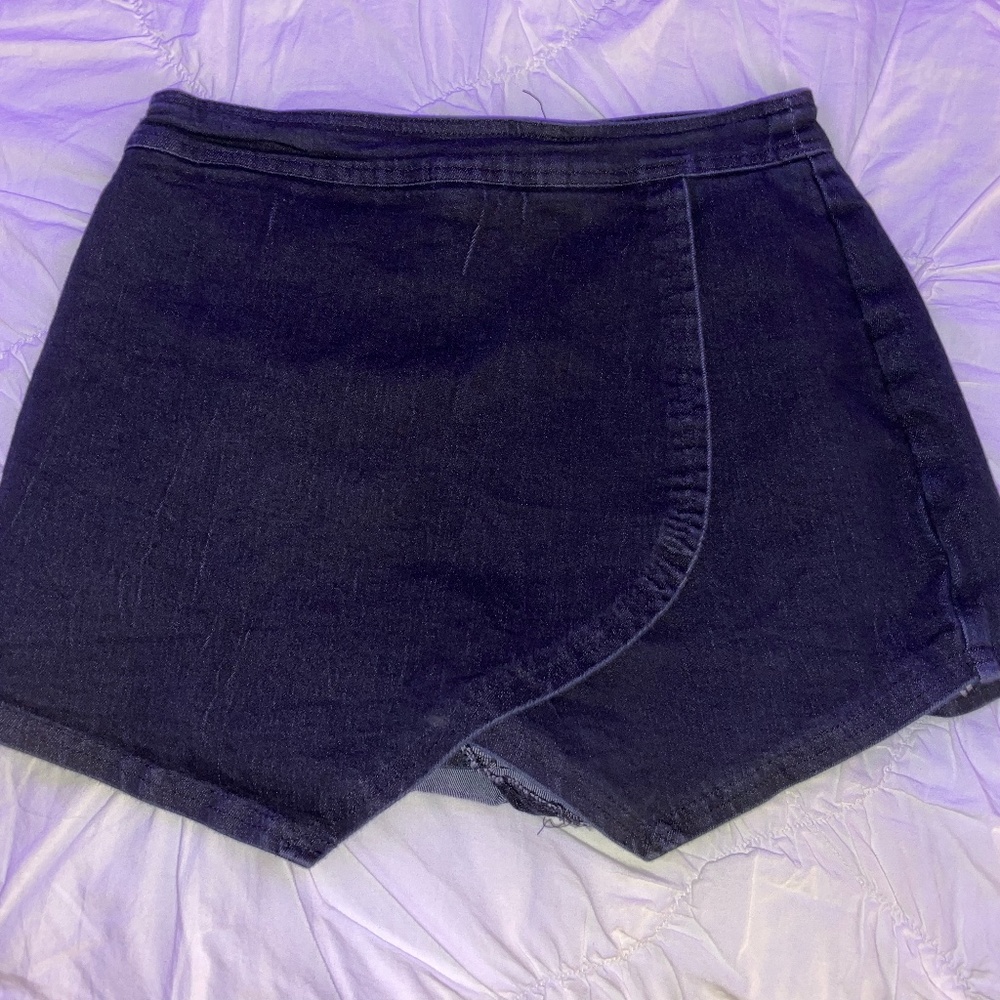 Vestique Skort